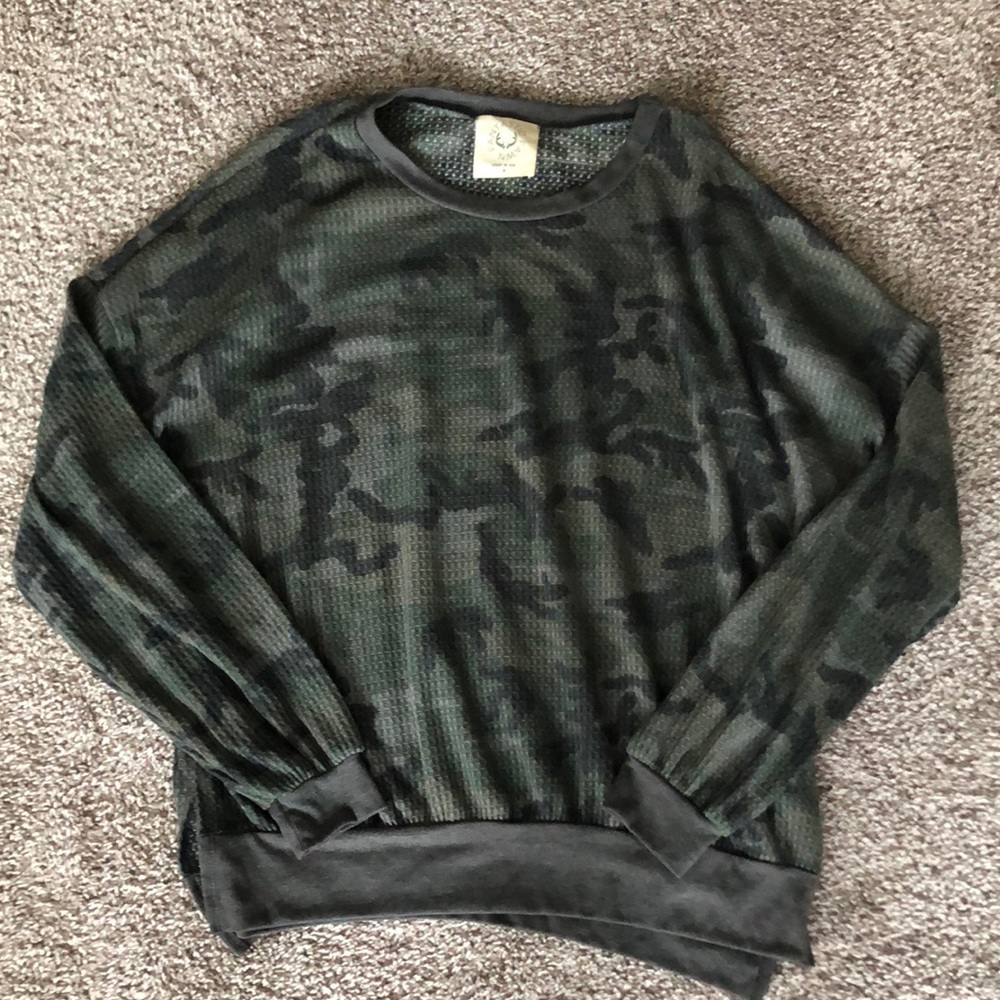 Fantastic Fawn Long Sleeve Camo top